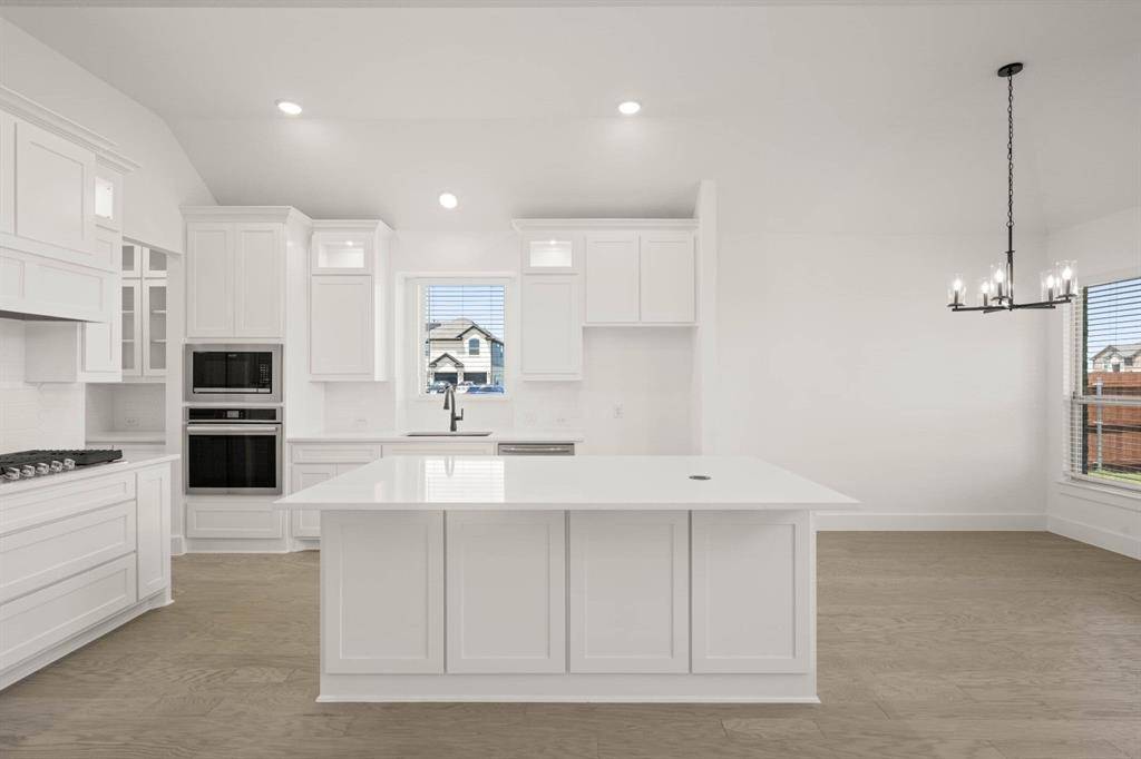 3739 Ironwood Street, Midlothian, TX 76065
