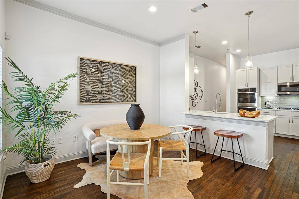 4201 Lomo Alto Drive #4729, Highland Park, TX 75219