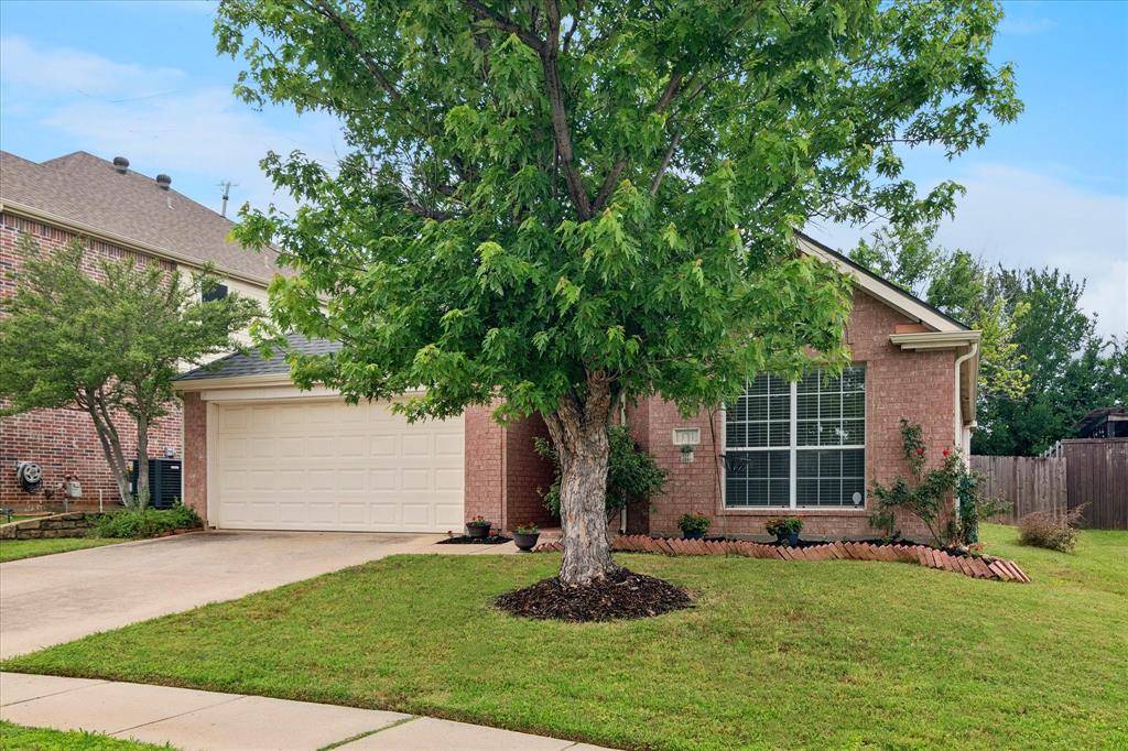 3711 Palmetto Court, Denton, TX 76210