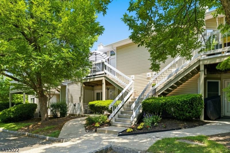 84 Mayfield Rd, Bedminster Twp., NJ 07921
