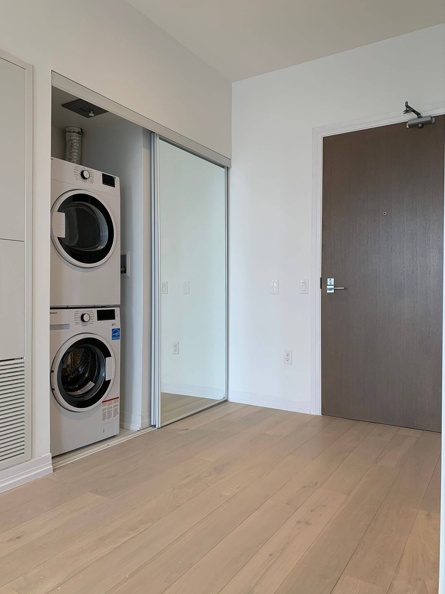 251 Jarvis ST #Lph12, Toronto C08, ON M5B 0C3