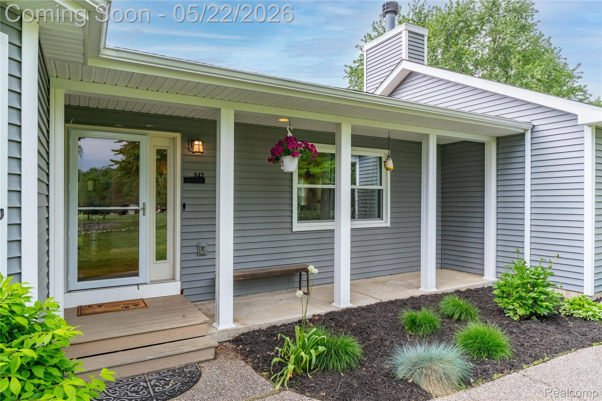 542 Tracey LN, Brighton Township, MI 48114