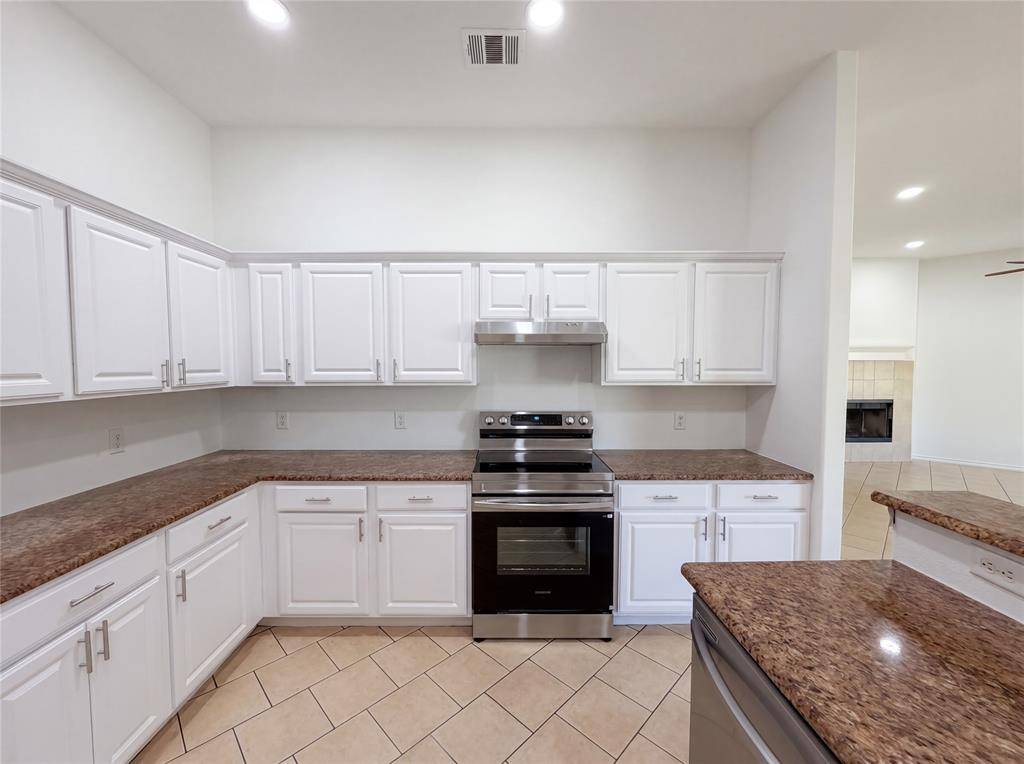 4617 Deal Drive, Fort Worth, TX 76135