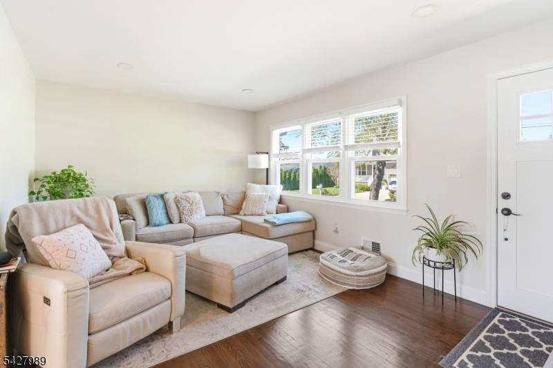 172 Riviera Dr, Brick Twp., NJ 08724