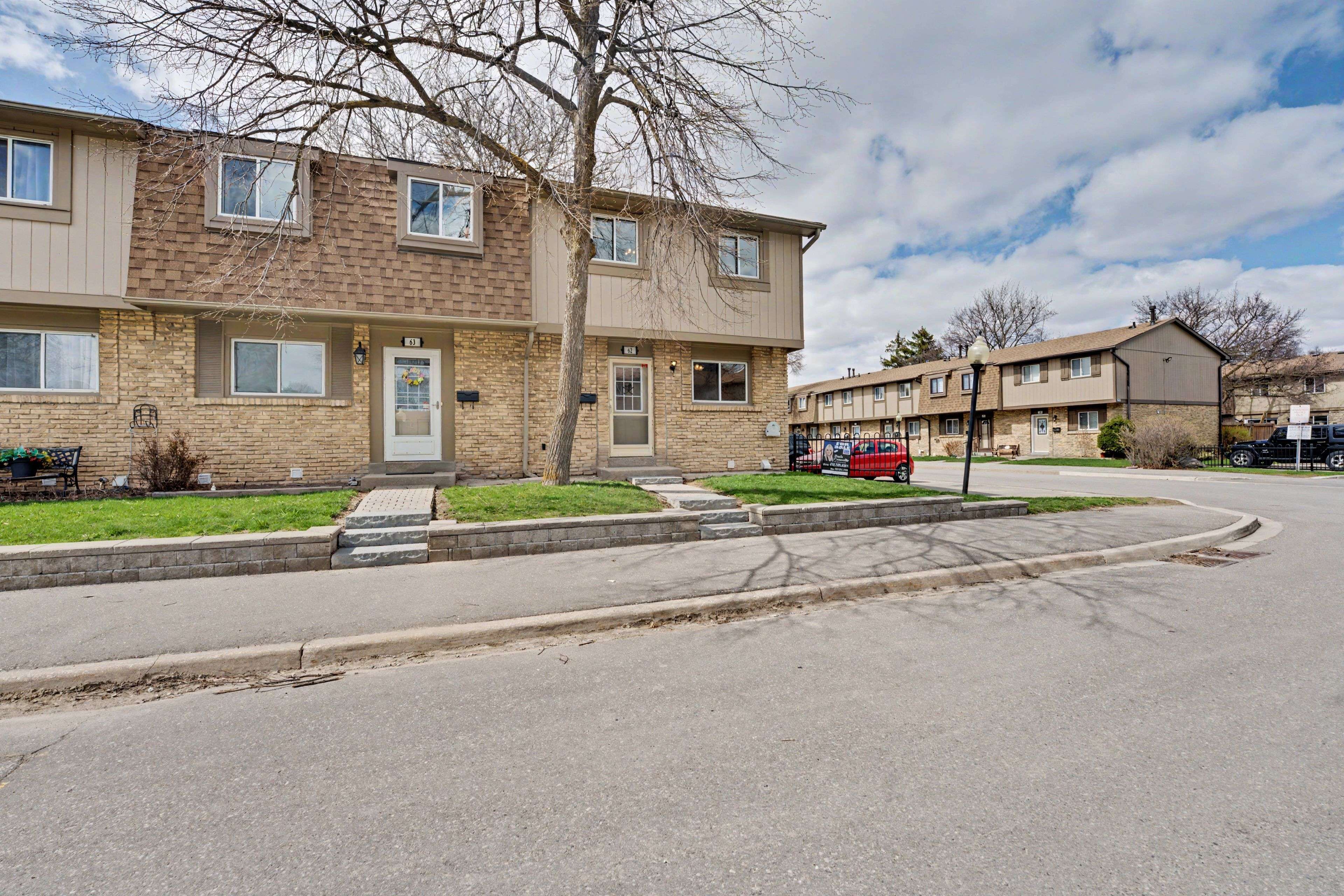 81 Hansen RD #62, Brampton, ON L6V 3C7