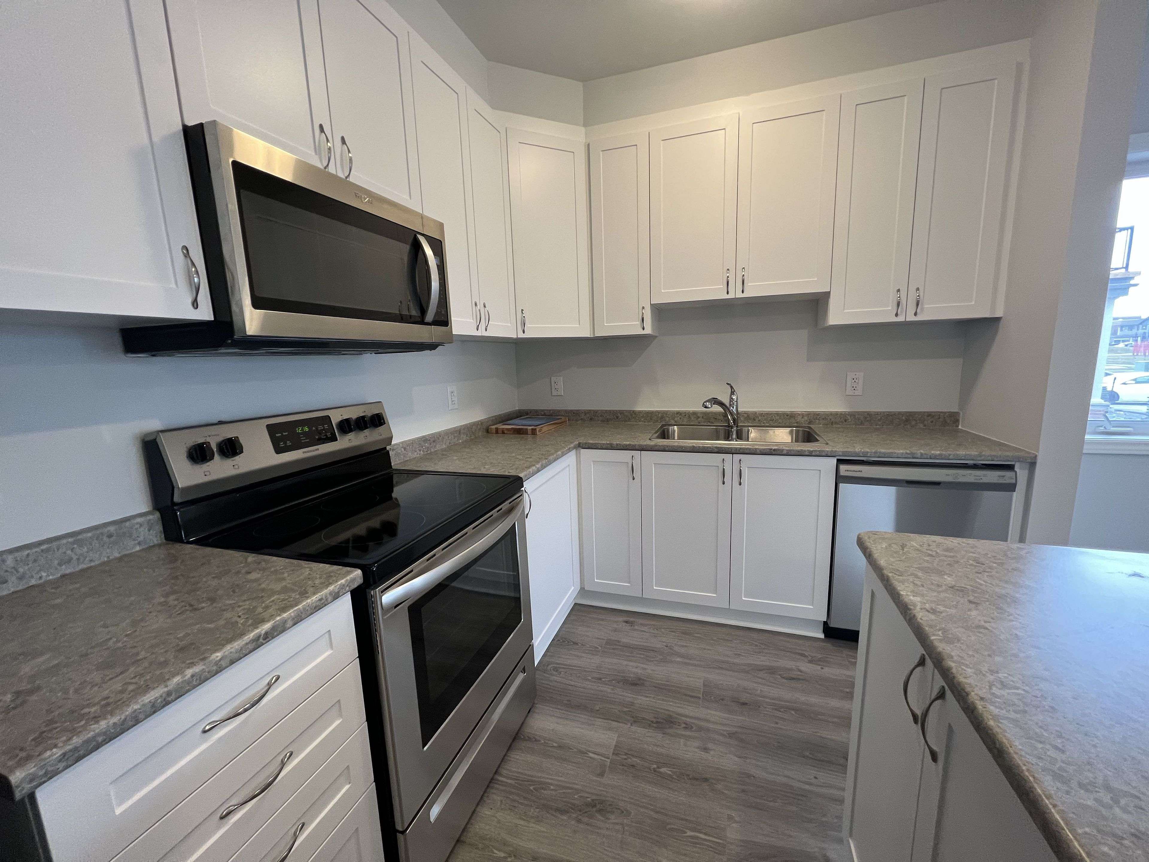 175 Anthracite Private, Barrhaven, ON K2J 7B4
