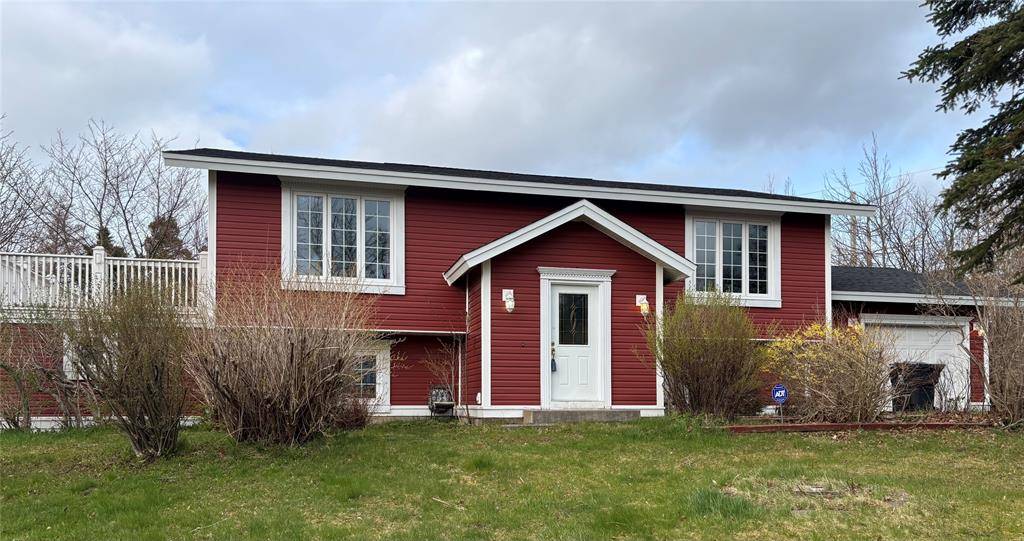 17 Hopewell Garden, Conception Bay South, NL A1X 4B8