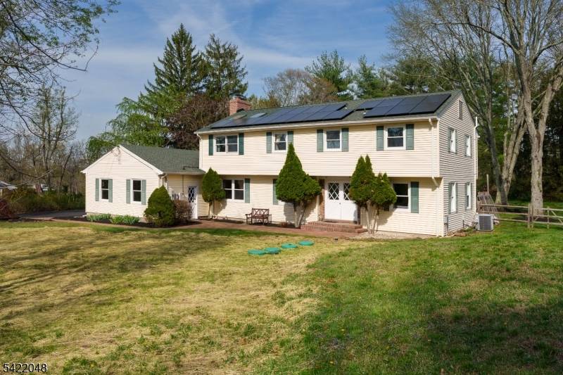 957 Cherry Hill Rd, Montgomery Twp., NJ 08540