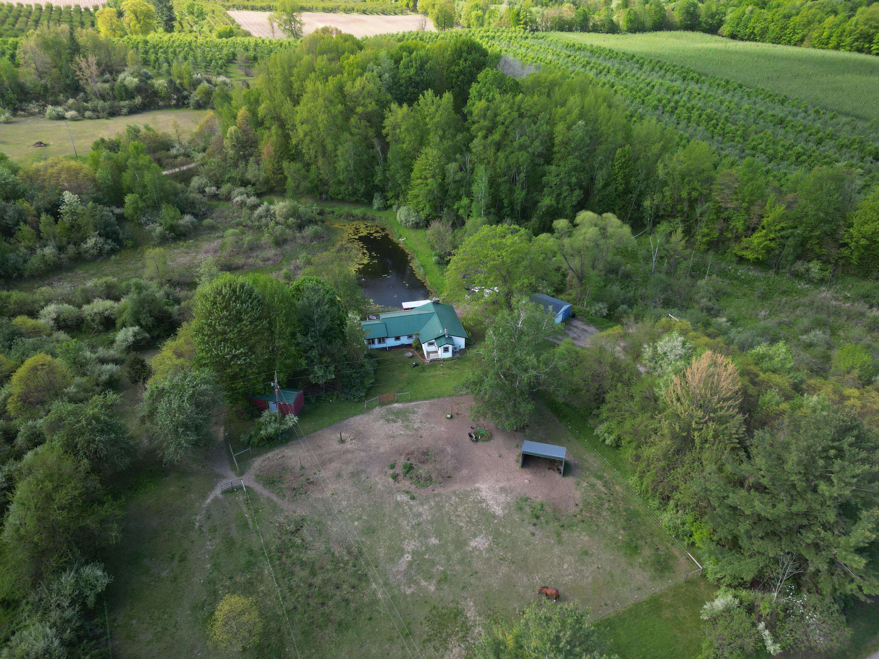1674 W 104th ST, Ashland Twp, MI 49327
