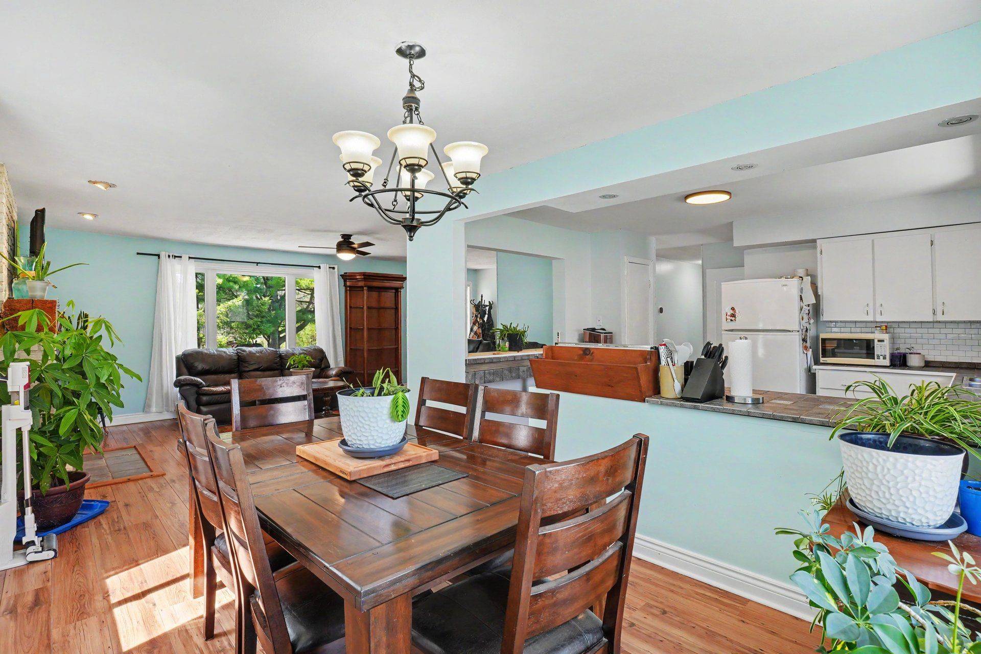 2213 County RD, Edwardsburgh/cardinal, ON K0E 1X0