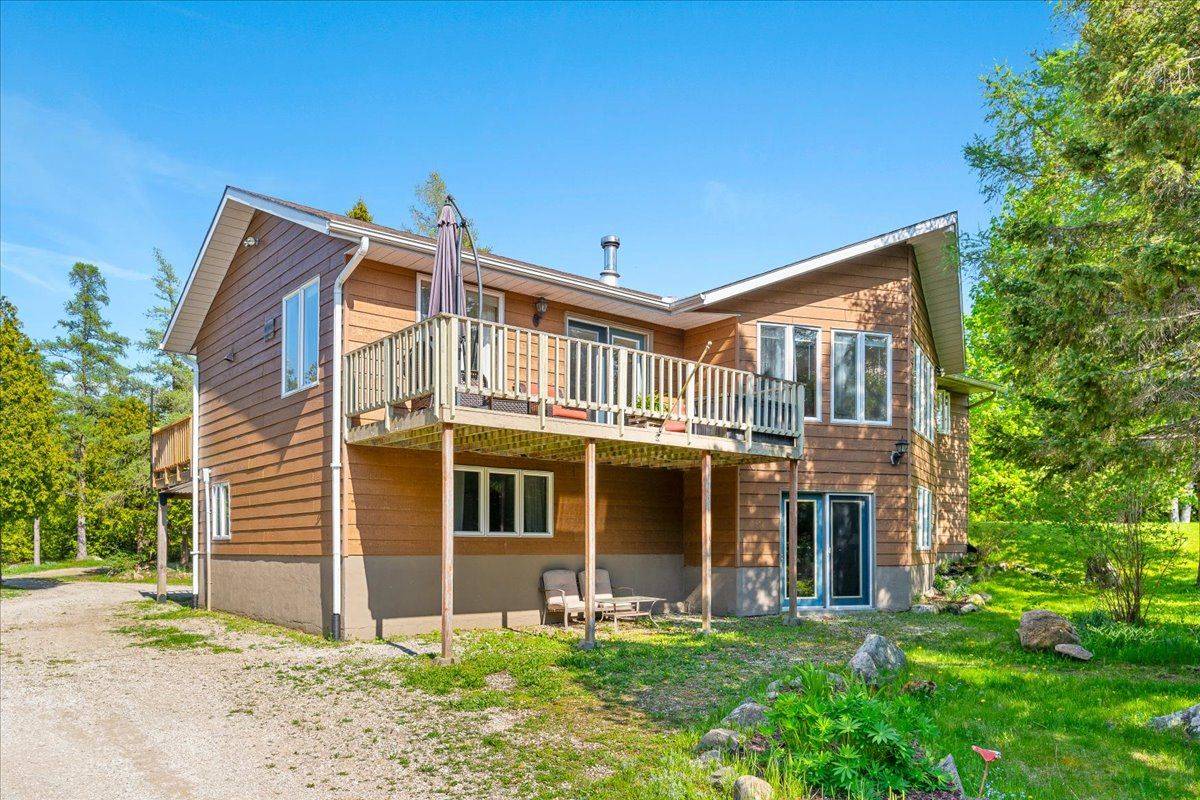 55 FORBES RD, Northern Bruce Peninsula, ON N0H 2T0
