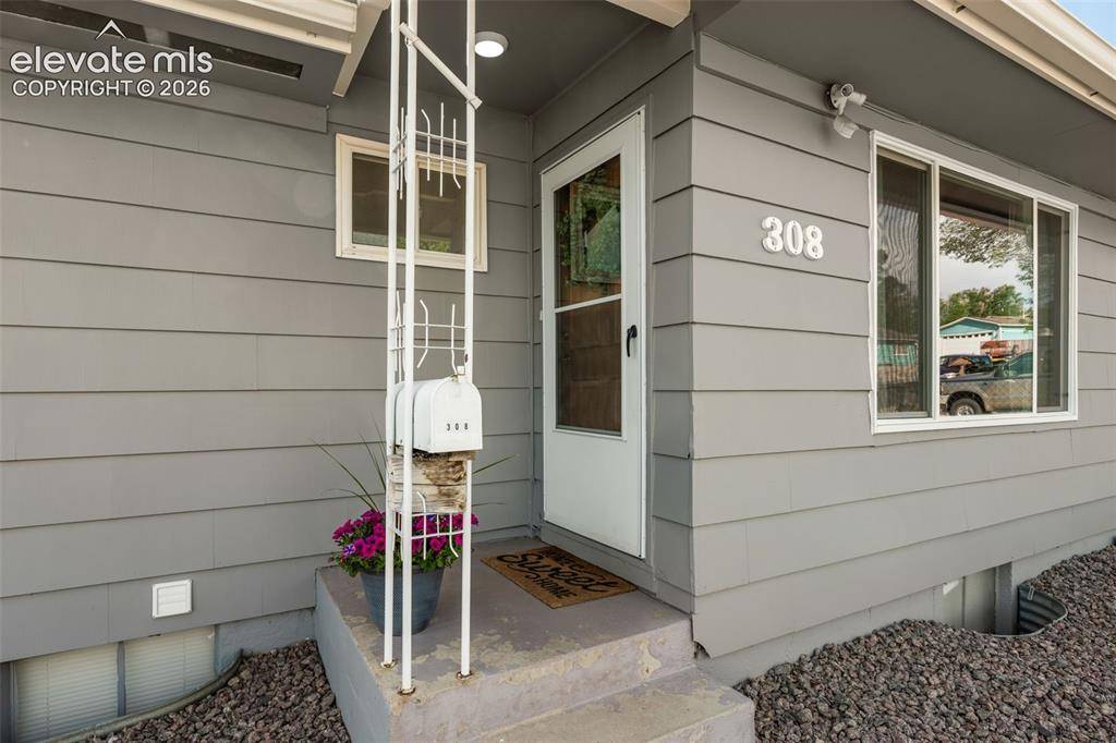 308 Rose DR, Colorado Springs, CO 80911