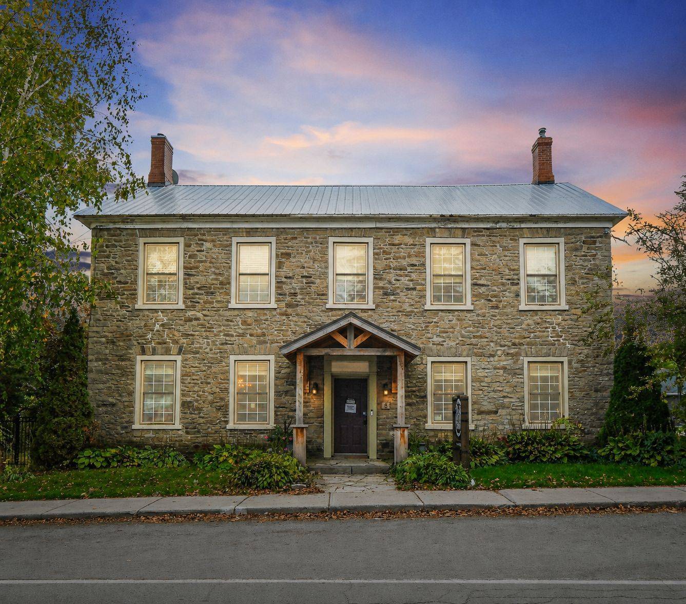 6 Spencer ST, Edwardsburgh/cardinal, ON K0E 1X0
