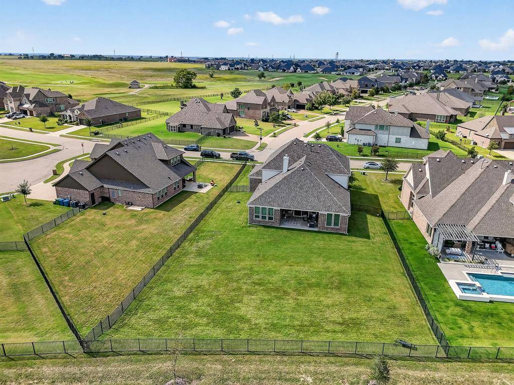 1420 Wolf Ridge Run, Gunter, TX 75058