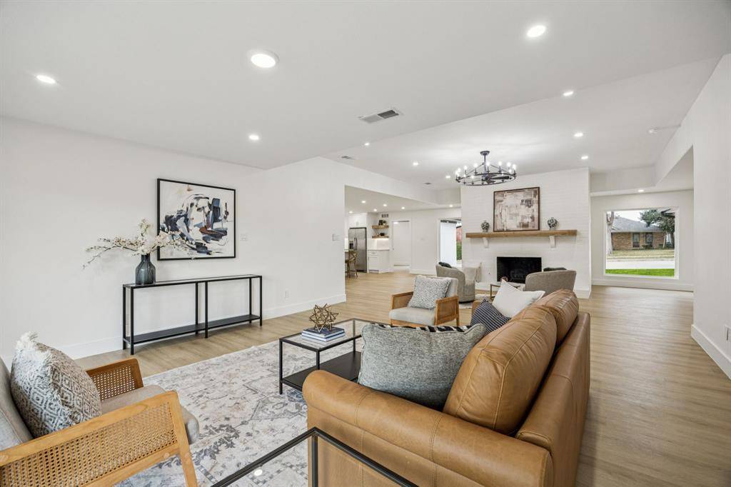 3401 Valley View Lane, Garland, TX 75043