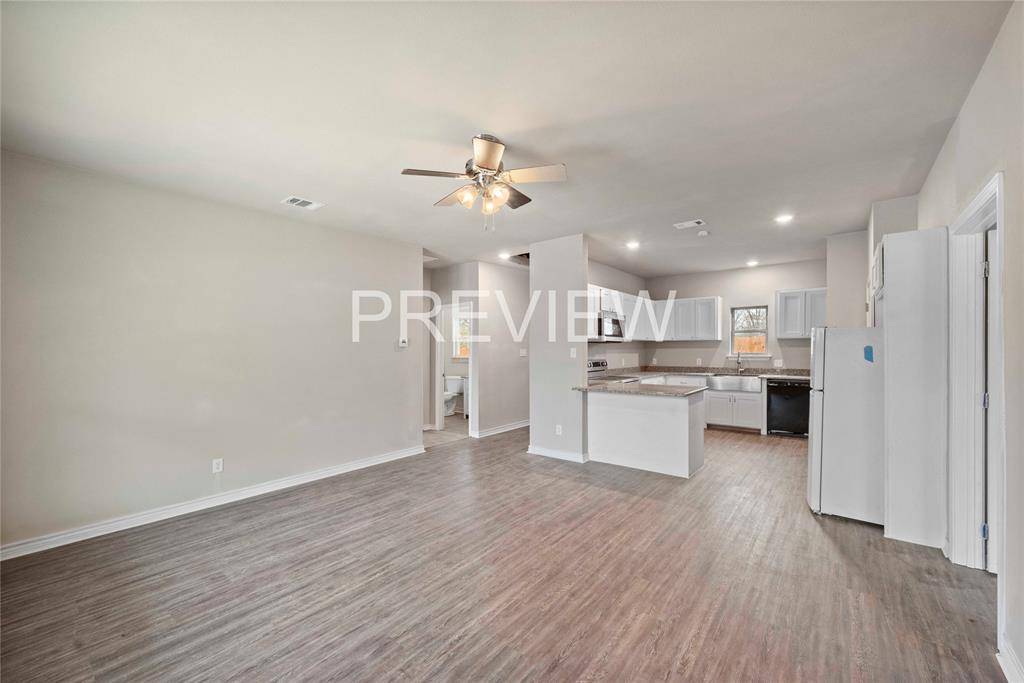 2877 Conveyor Drive #A, Burleson, TX 76028