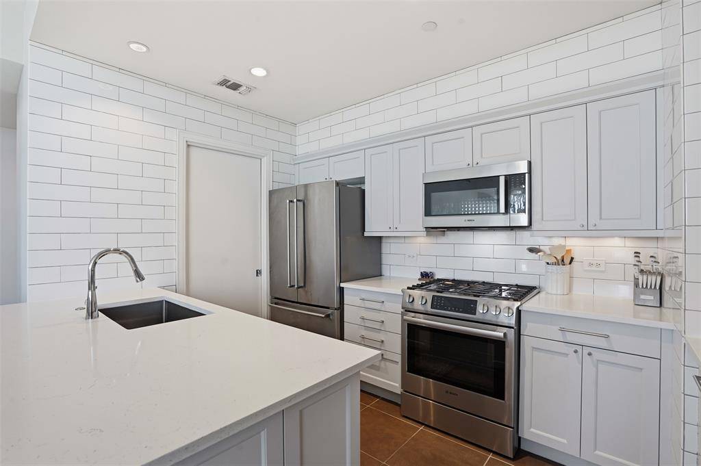 5656 N Central Expressway #406, Dallas, TX 75206