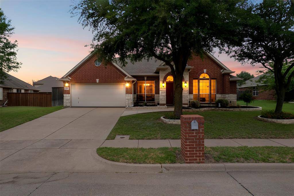 5209 Medallion Court, Midlothian, TX 76065