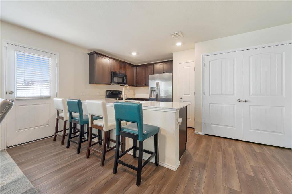 5805 Honey Creek Street, Fort Worth, TX 76179