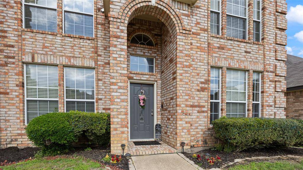 7724 Brook Meadow Lane, Fort Worth, TX 76133