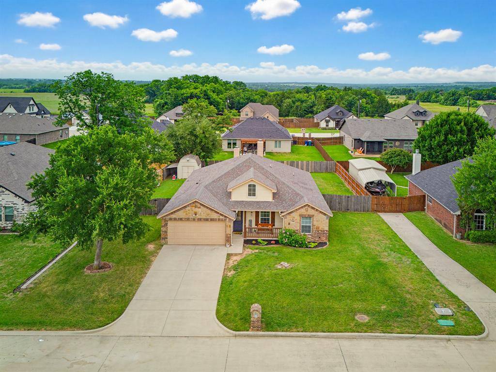 2108 Ridgewood Drive, Bridgeport, TX 76426