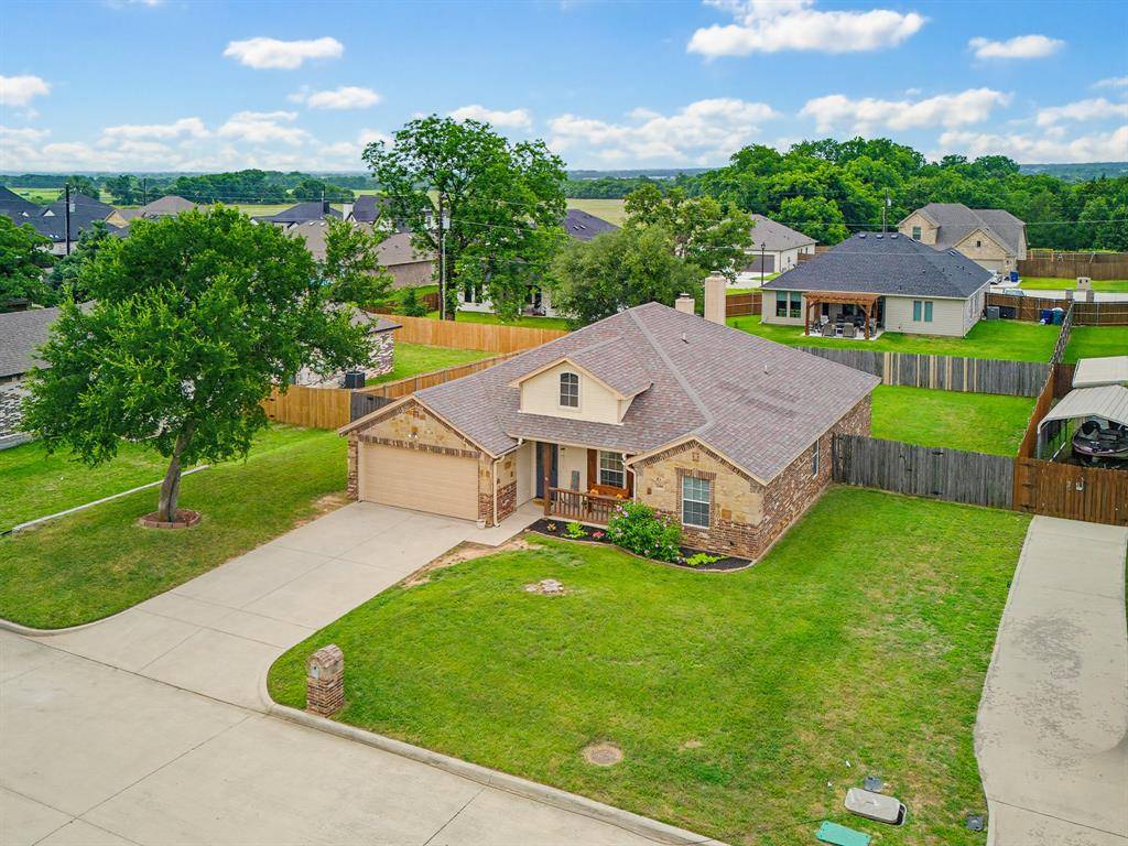 2108 Ridgewood Drive, Bridgeport, TX 76426