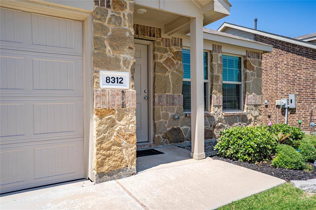 8312 Fawn Creek Drive, Fort Worth, TX 76123