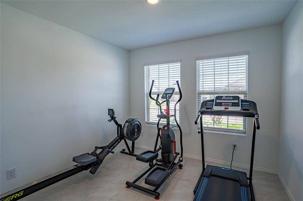 8312 Fawn Creek Drive, Fort Worth, TX 76123