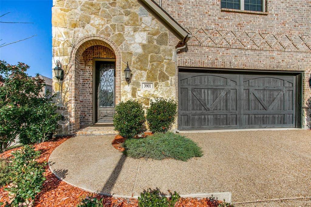 3901 Bentley Drive, Bedford, TX 76021