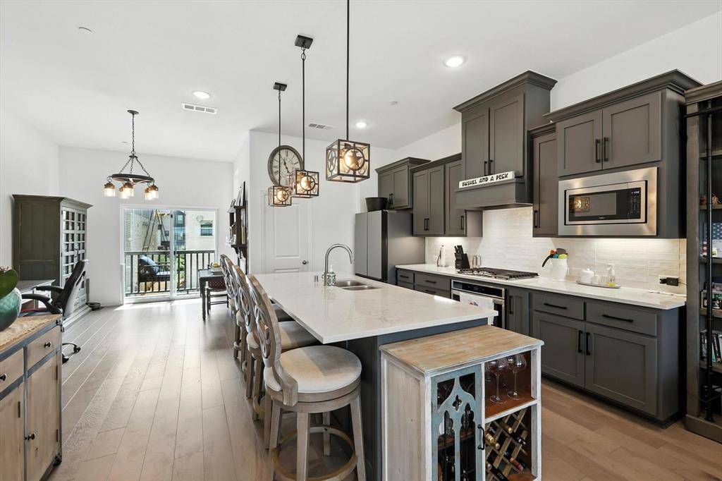 3709 Island Vista Drive, Arlington, TX 76005