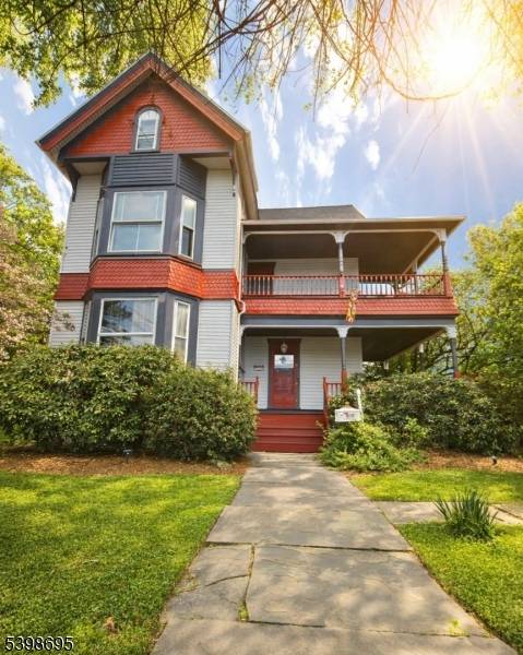 608 3rd St, Belvidere Twp., NJ 07823