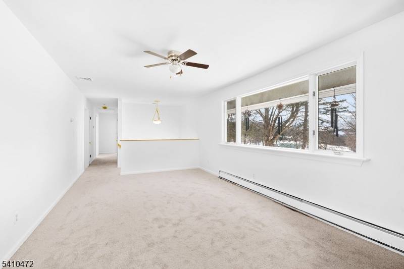 2 Beemer Rd, Wantage Twp., NJ 07461