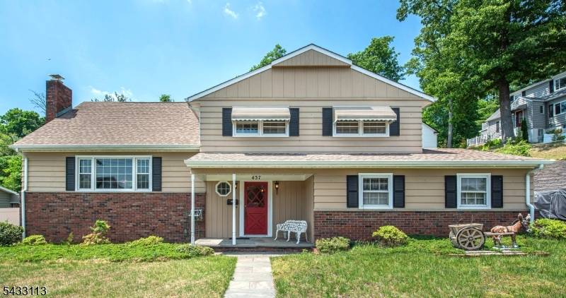 437 Southside Ave, Haledon Boro, NJ 07508