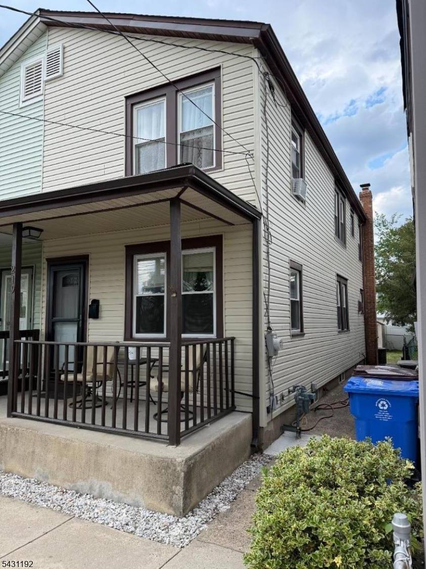 219 Taylor St, Riverside Twp., NJ 08075