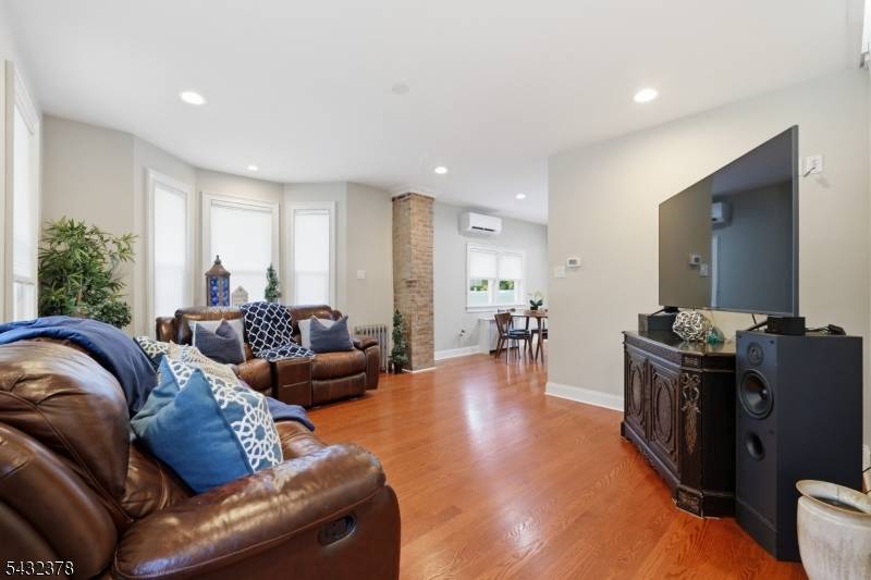 59 Wallace St, Belleville Twp., NJ 07109