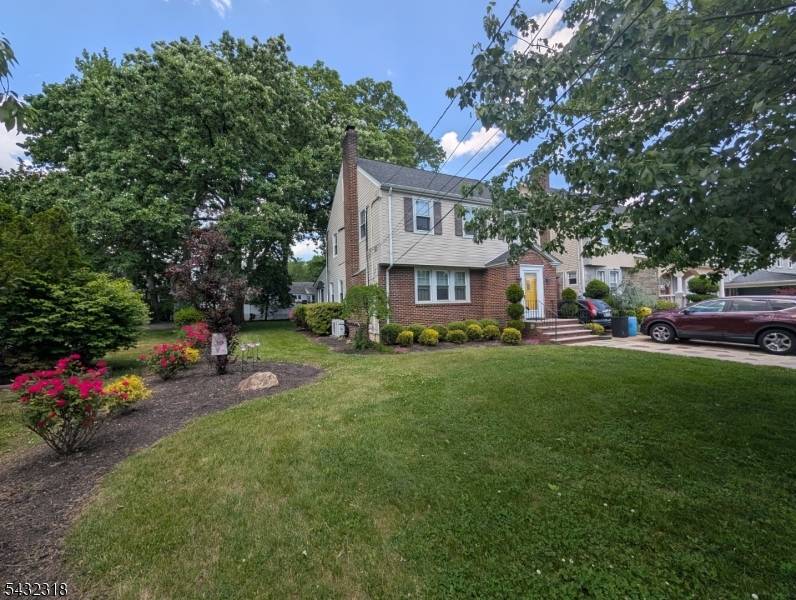 1113 Harding Rd, Elizabeth City, NJ 07208