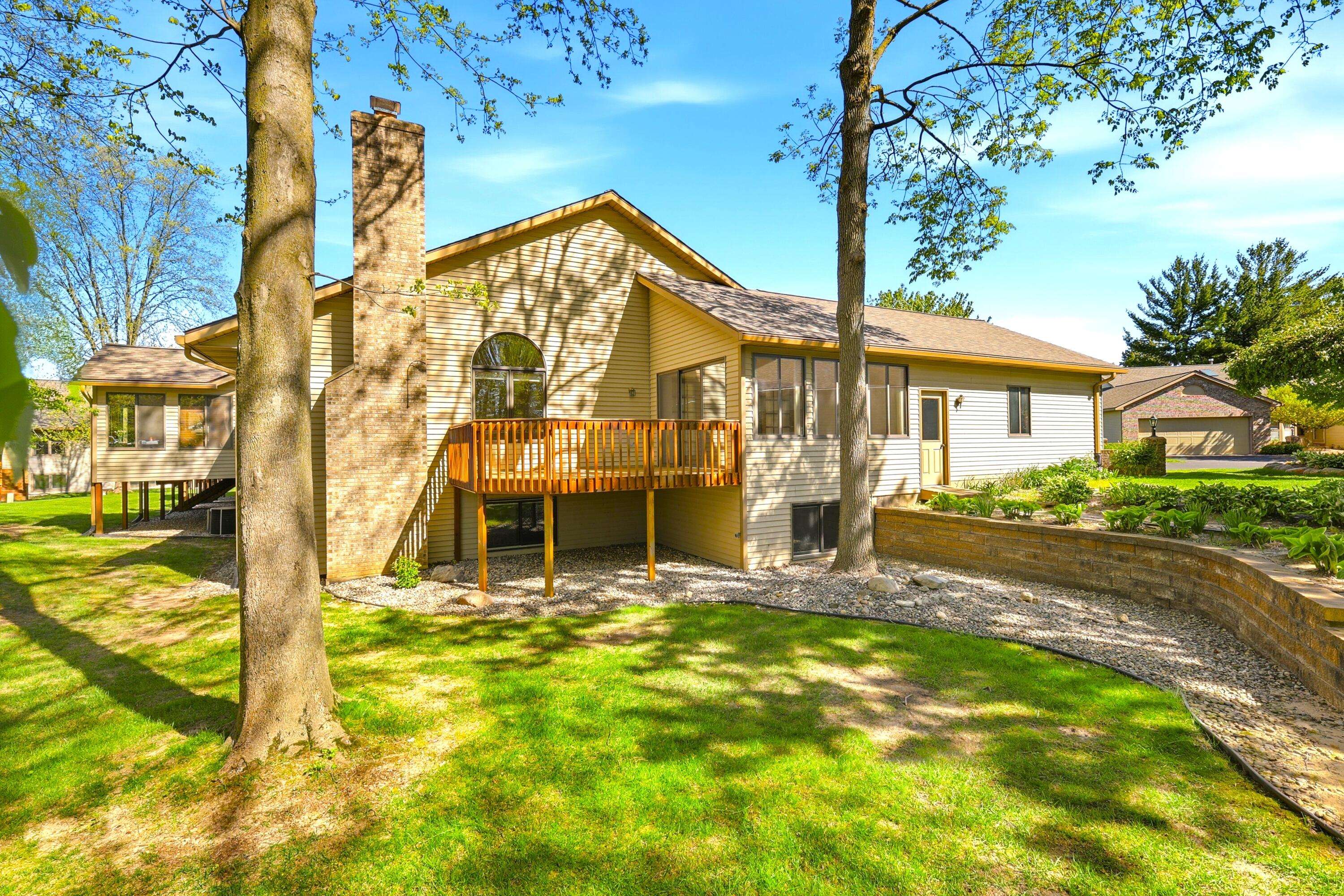 8726 Kari LN SW, Byron Twp, MI 49315