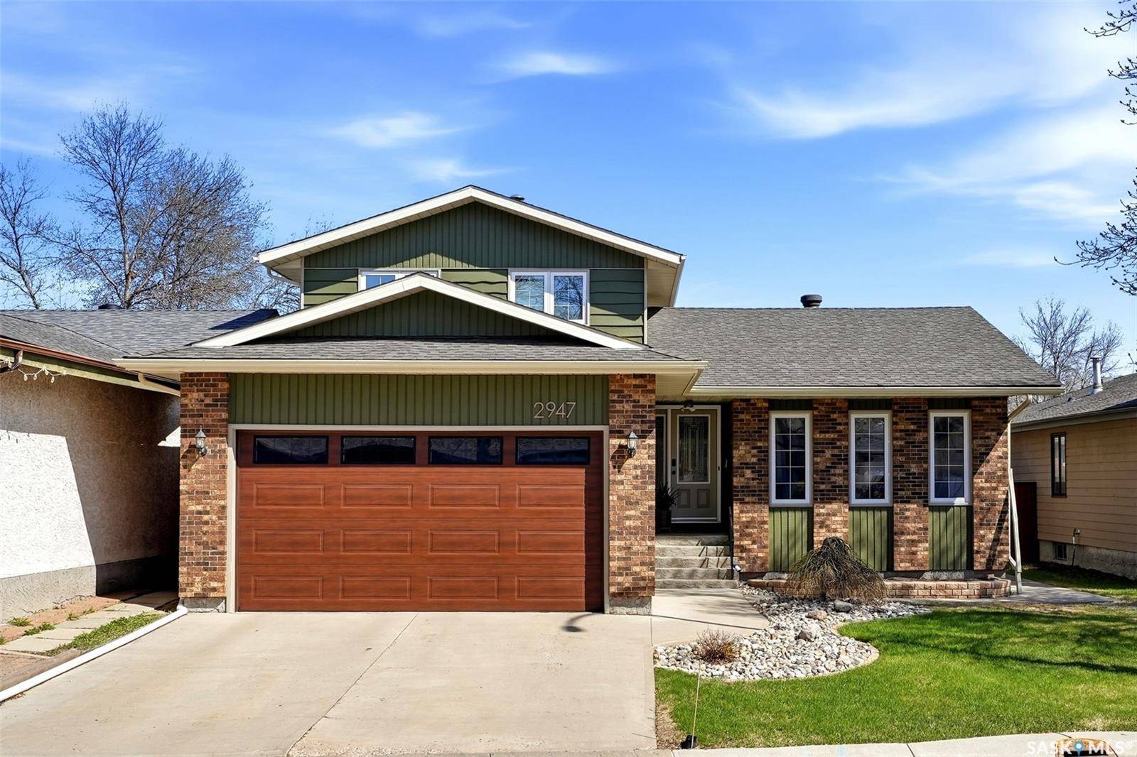 2947 More CRESCENT E, Regina, SK S4V 0T6