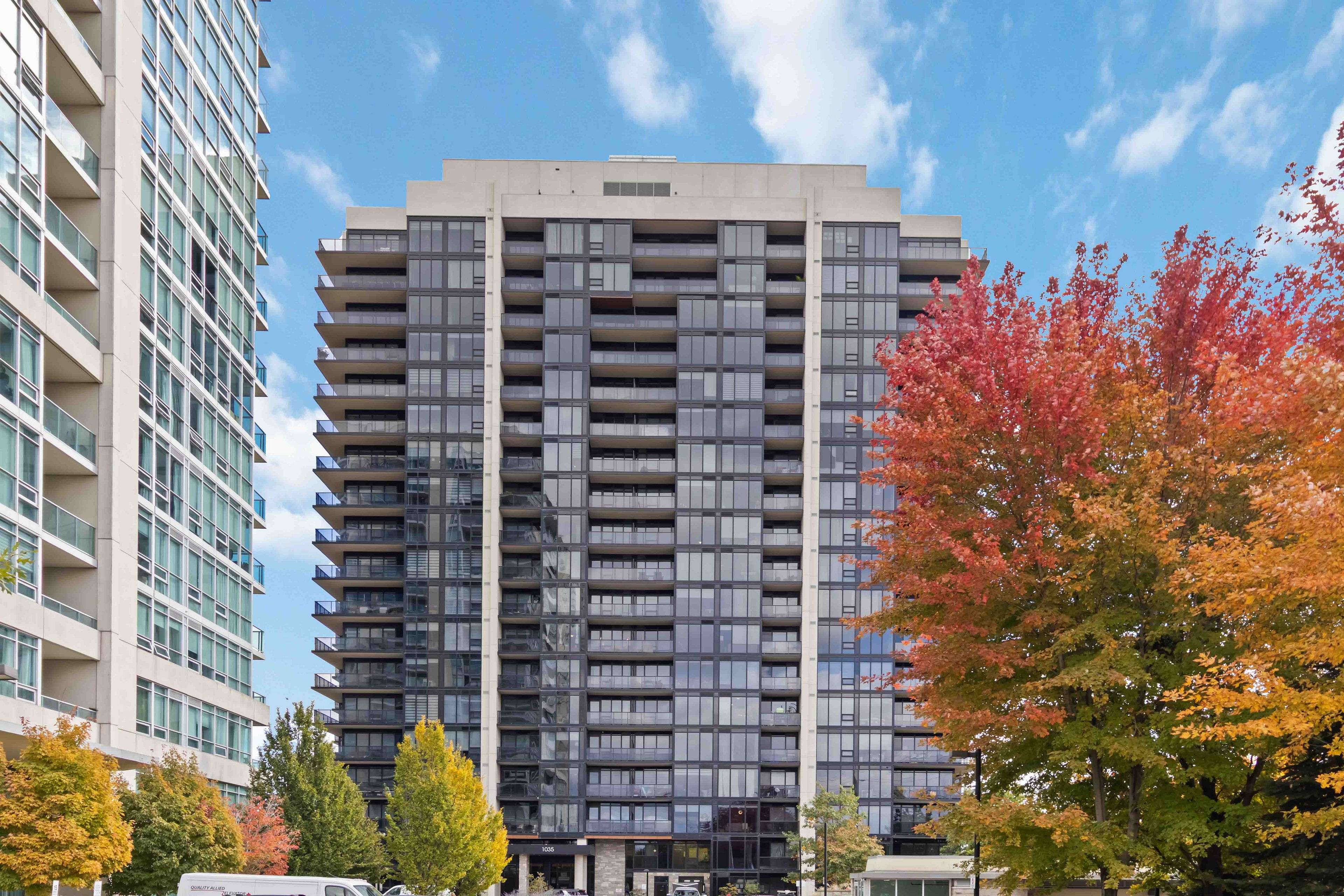 1035 Southdown RD #601, Mississauga, ON L5J 0A2