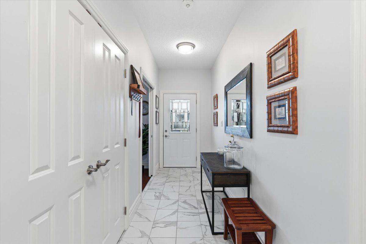 12 Dorchester DR, Prince Edward County, ON K0K 3L0