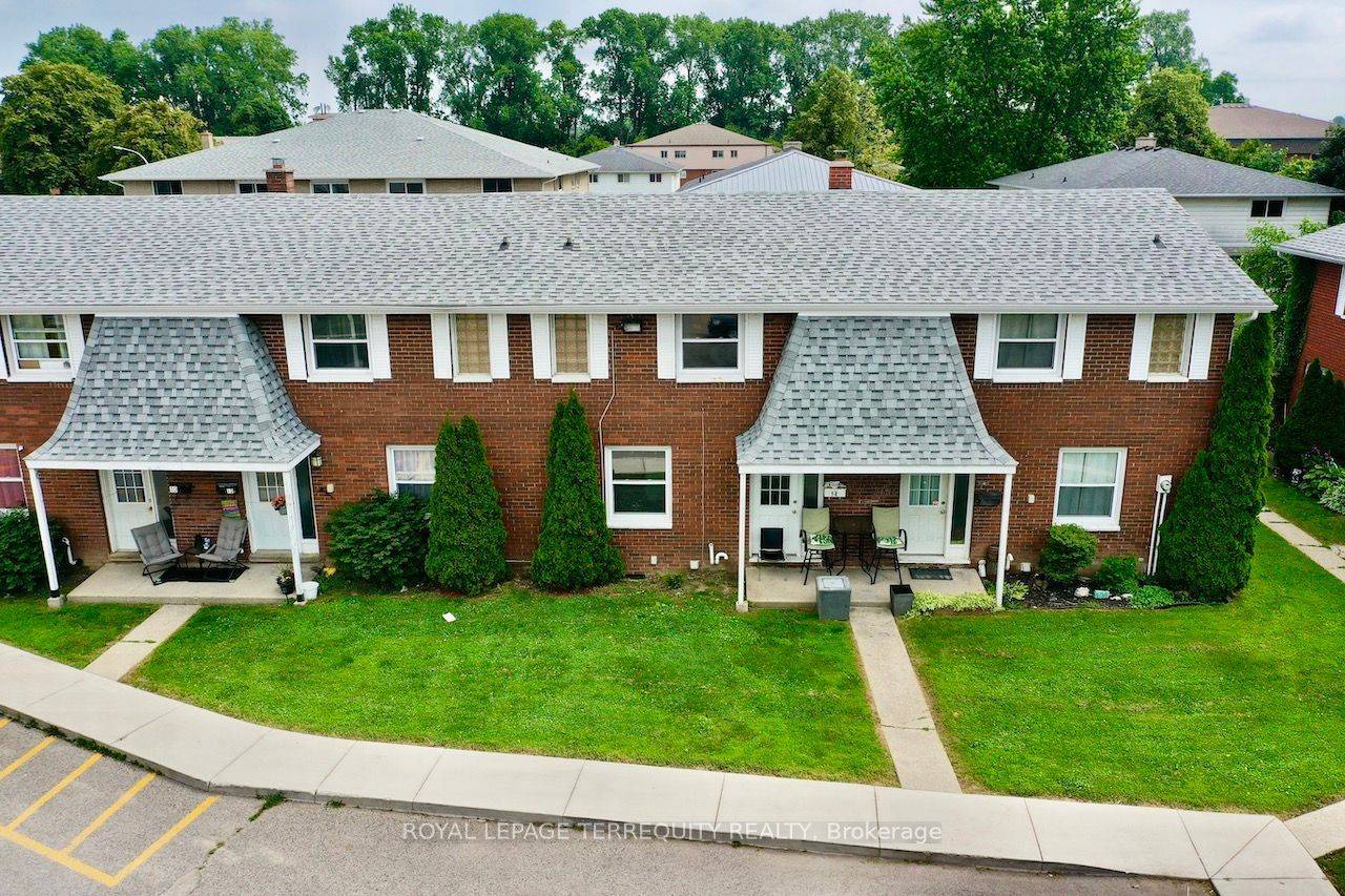 14 Orchard PL, Chatham-kent, ON N7M 1A6