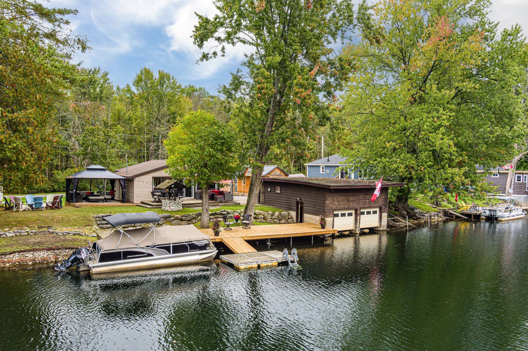 1123 Severn River RD, Gravenhurst, ON P0E 1N0
