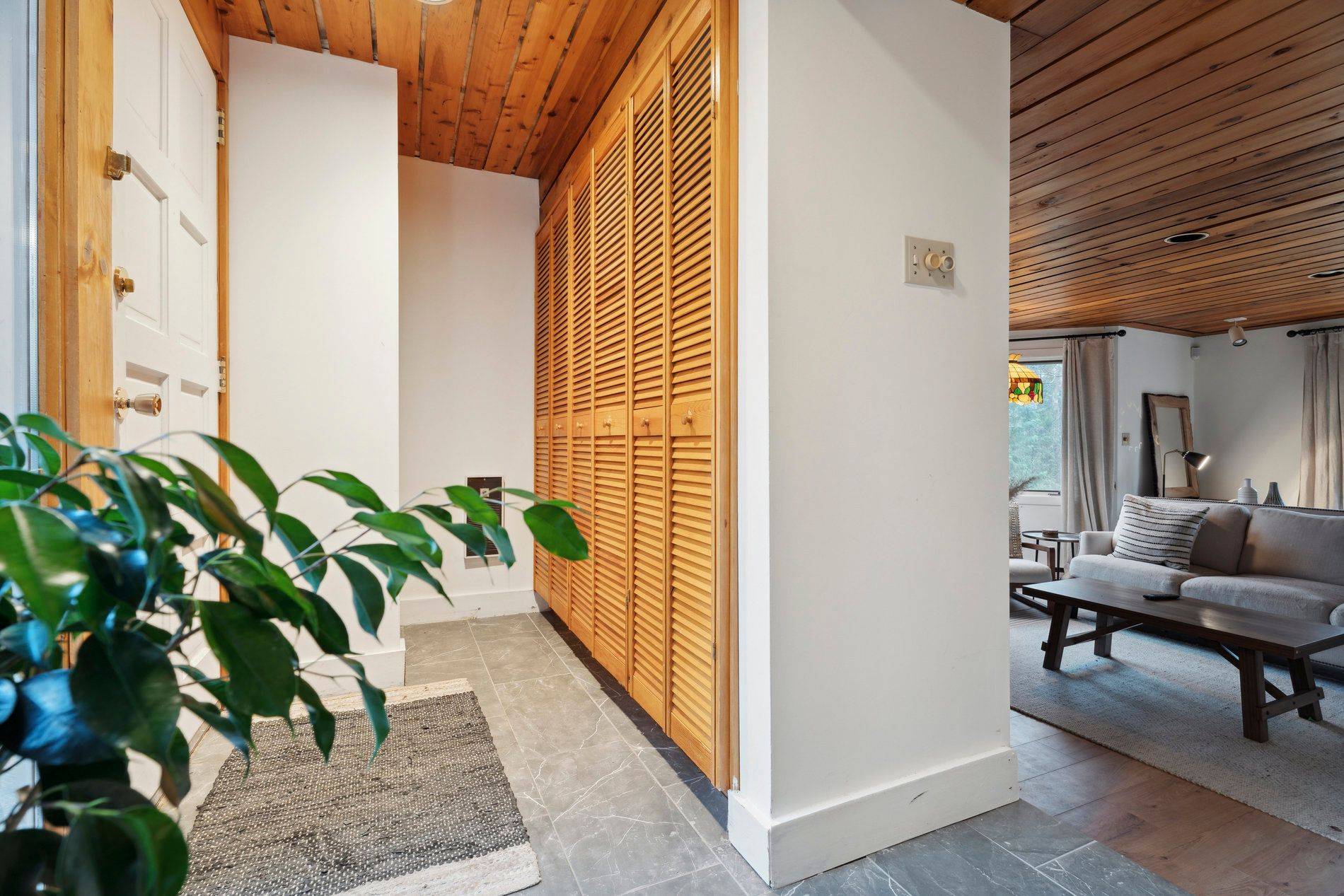 101 St Moritz CRES, Blue Mountains, ON L9Y 0S6
