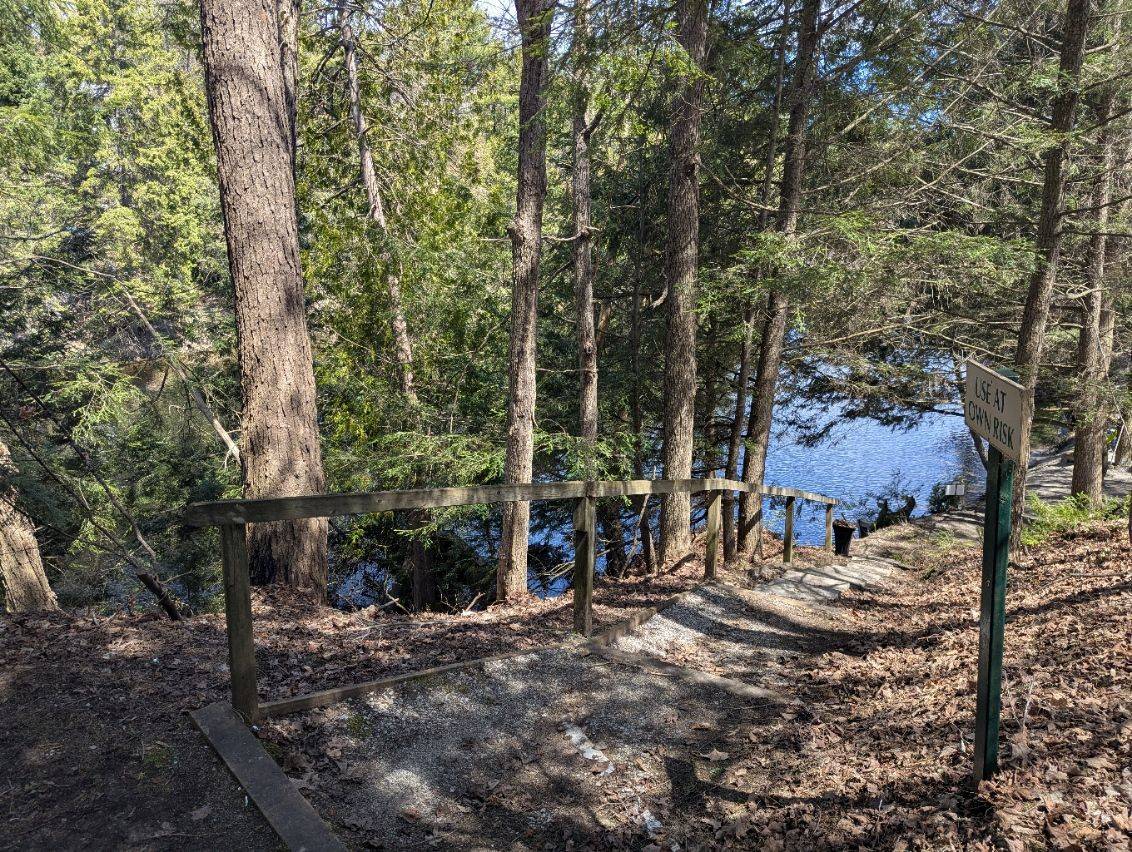 75 Southbank DR, Bracebridge, ON P1L 1G2