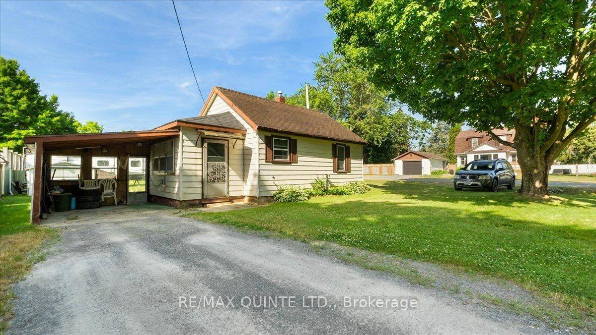 23 Fawcett AVE, Prince Edward County, ON K0K 2T0