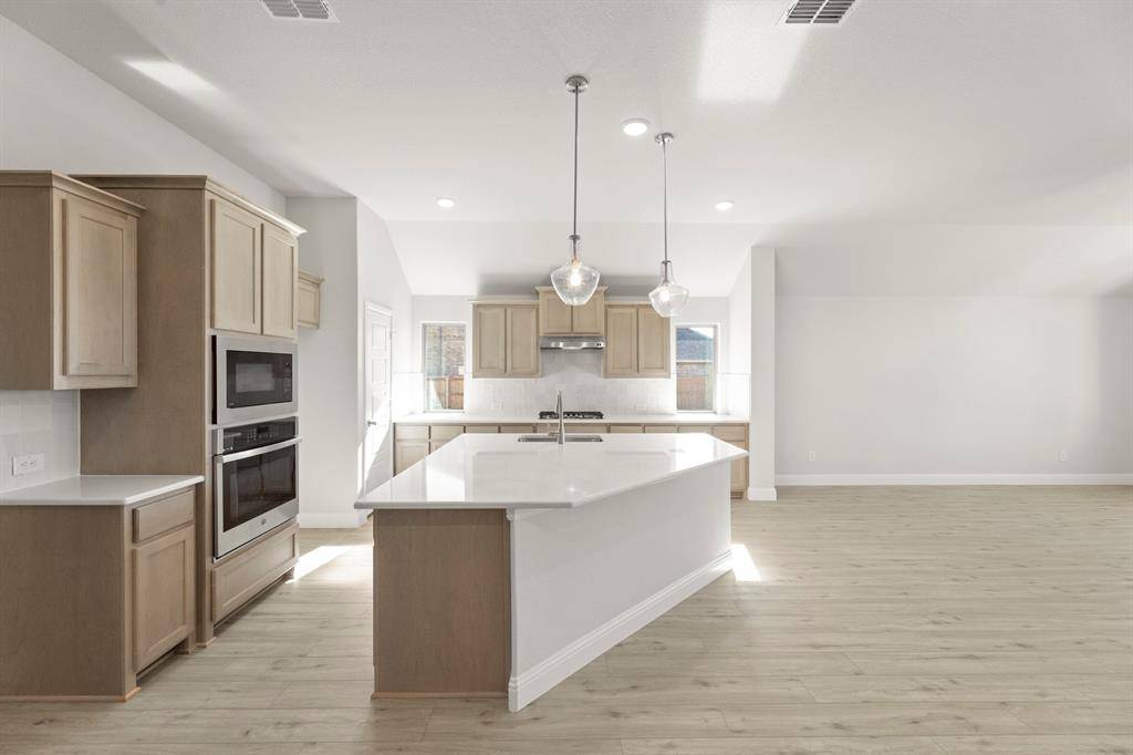 395 Misty Meadow Lane, Lavon, TX 75166