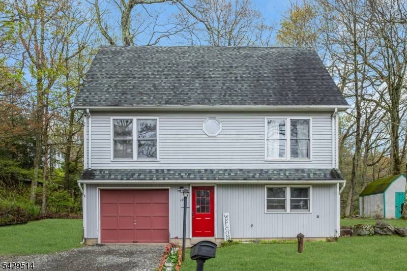 140 Papscoe Rd, West Milford Twp., NJ 07421