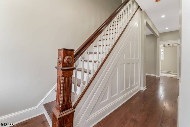 1049 Broad St, Harmony Twp., NJ 08865