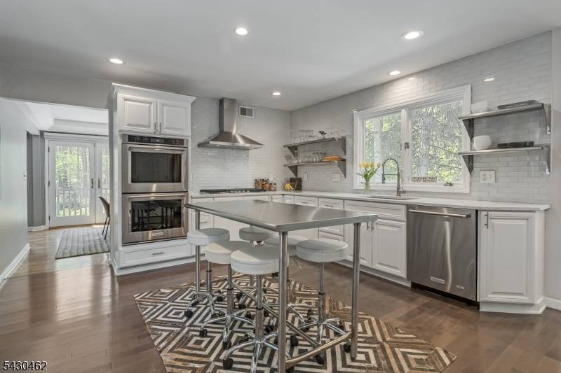4 Colonel Evans Dr, Morris Twp., NJ 07960