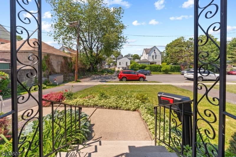 23 Homcy Pl, Clifton City, NJ 07011